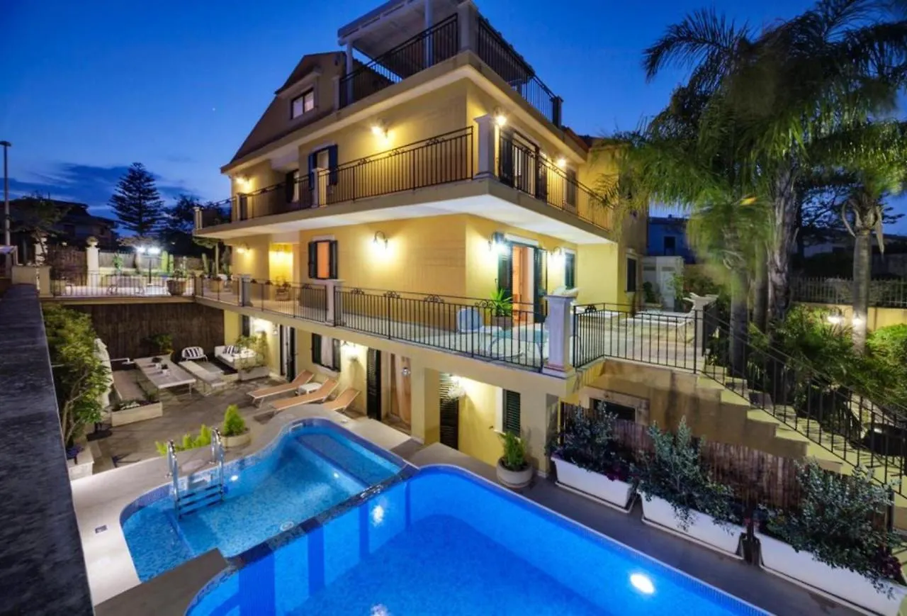 Villa Magda - Private Pool 22 Pax Marina di Ragusa 0*,